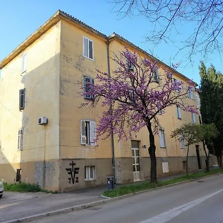Cute Apartman Zadar